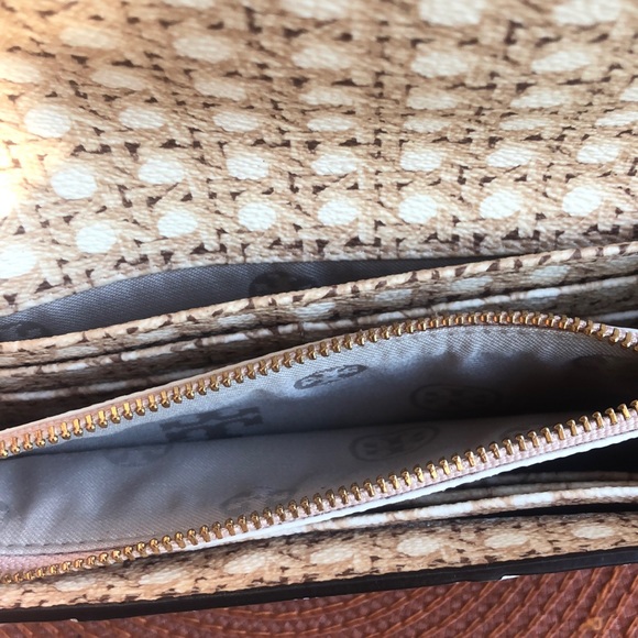 🚫Sold🚫NWOT Tory Burch Wallet/Clutch - Picture 5 of 5